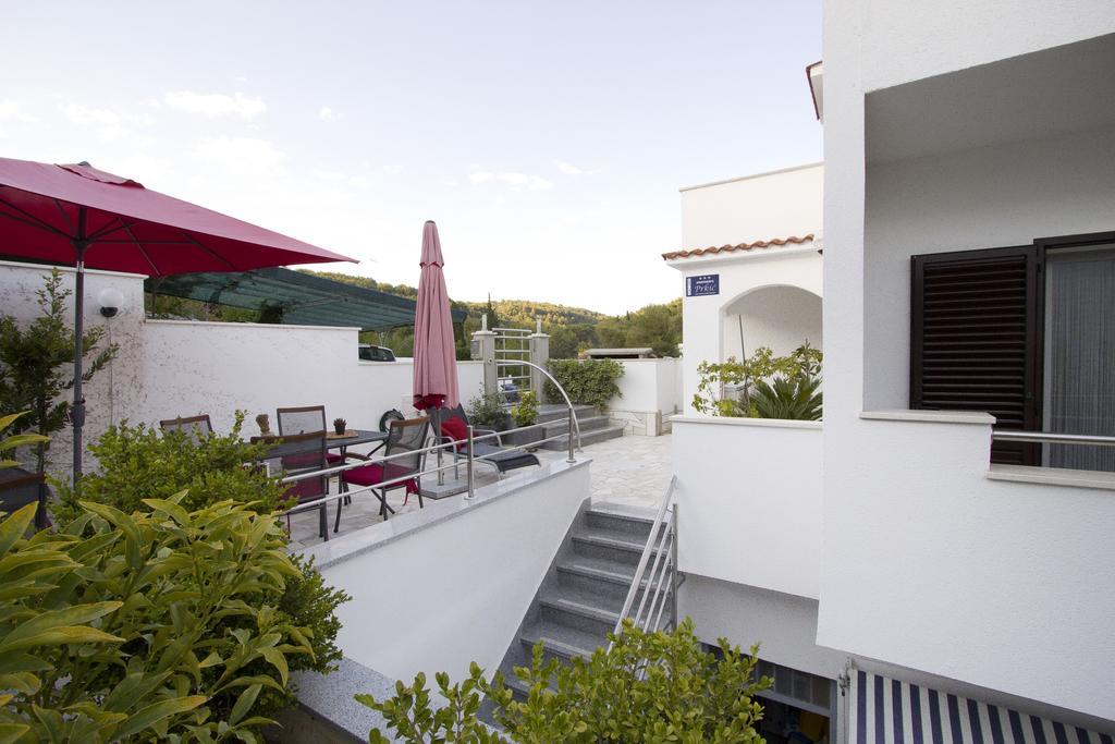 Apartment Prkic โตรกีร์ ภายนอก รูปภาพ