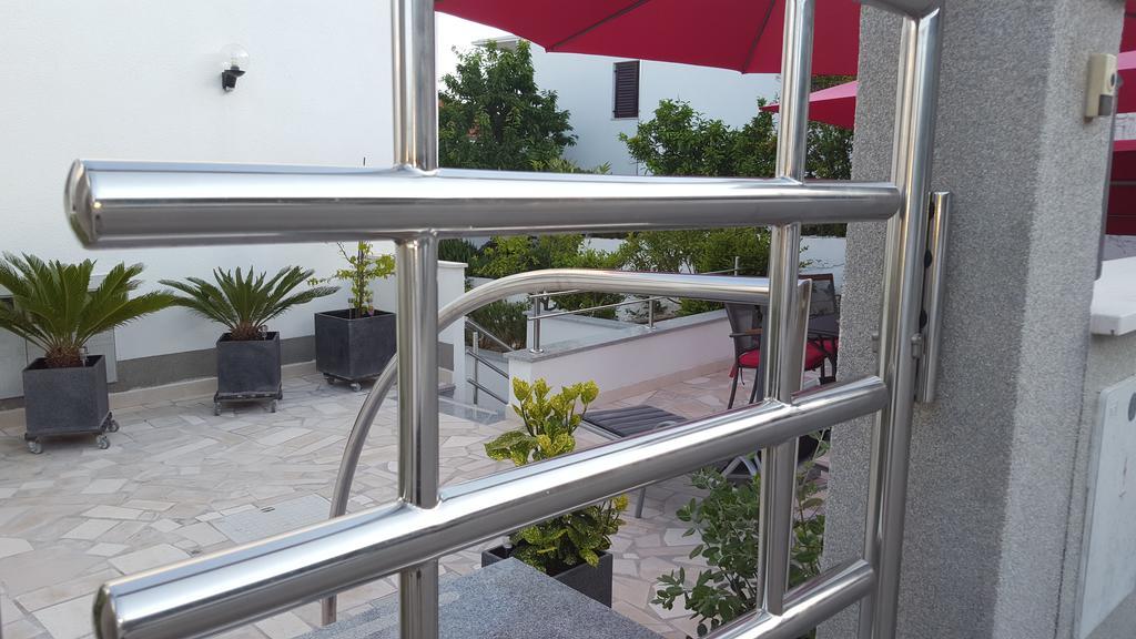 Apartment Prkic โตรกีร์ ภายนอก รูปภาพ